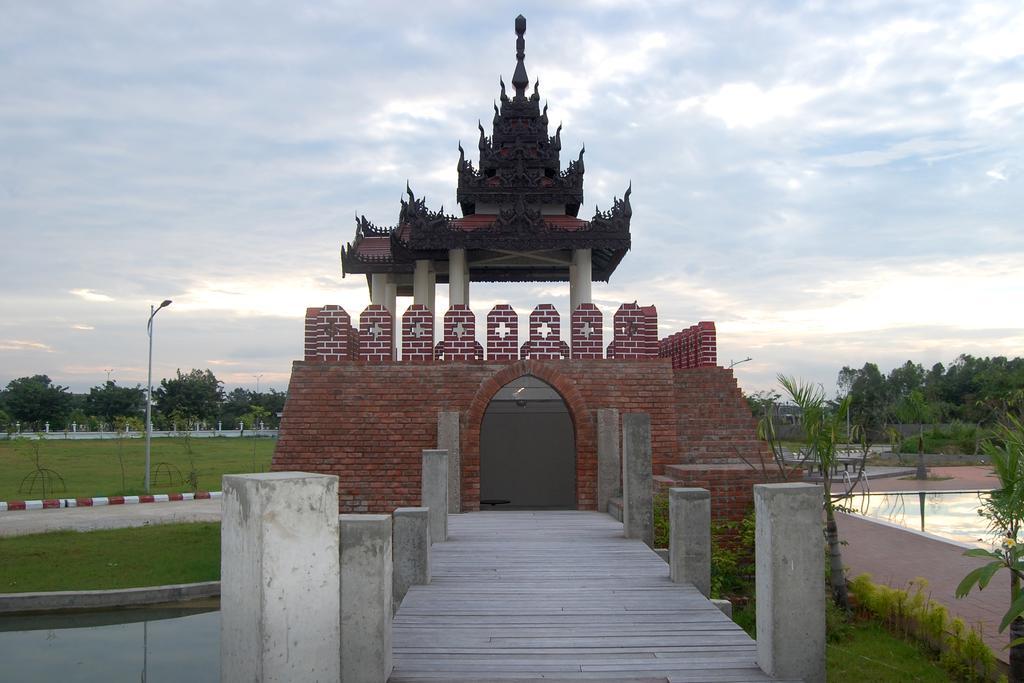 Man Myanmar Hotel Naypyidaw Exteriör bild