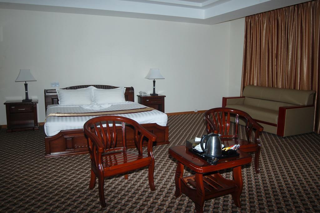 Man Myanmar Hotel Naypyidaw Exteriör bild