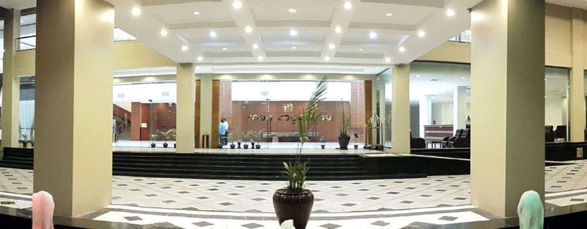 Man Myanmar Hotel Naypyidaw Exteriör bild