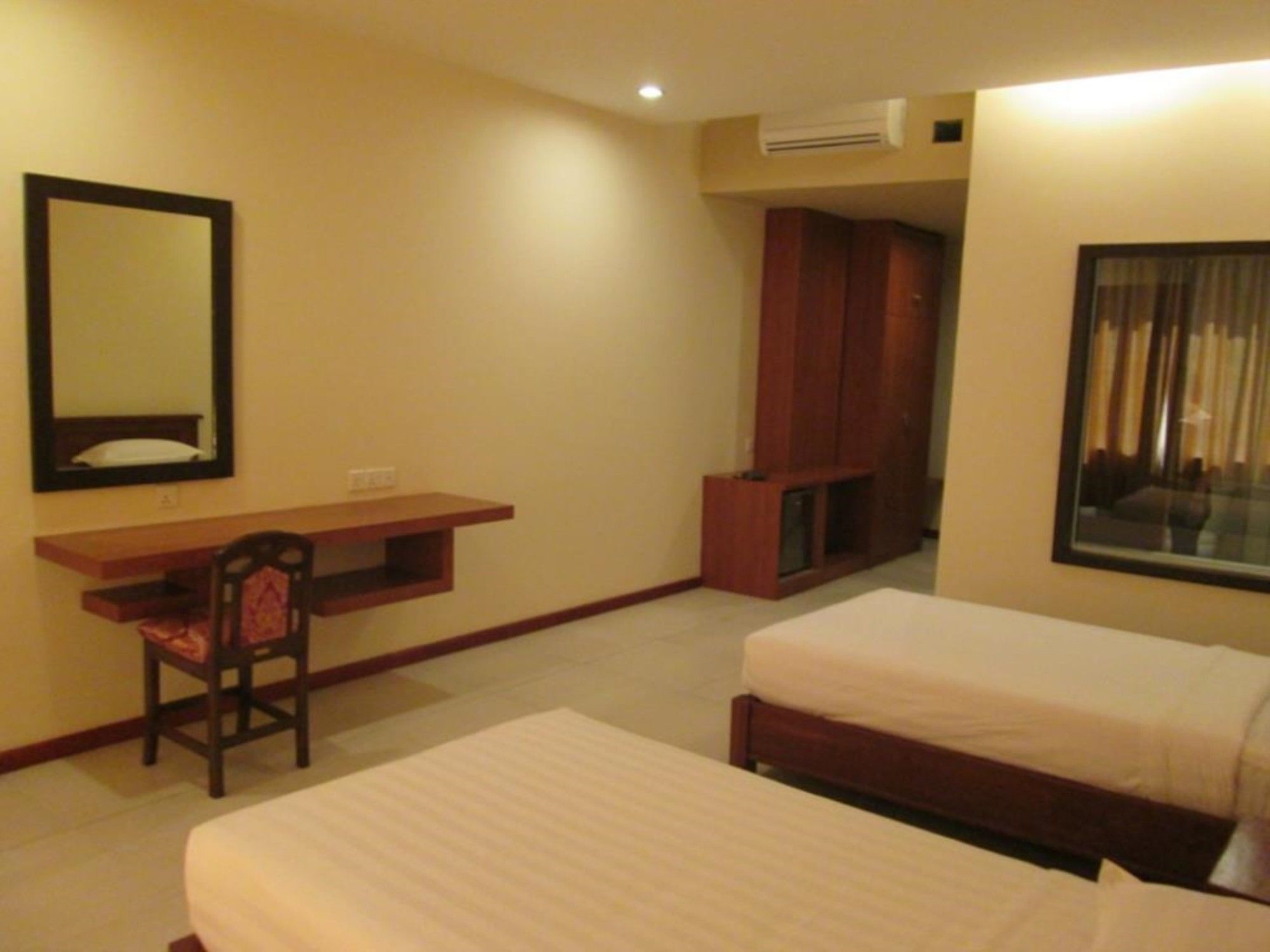 Man Myanmar Hotel Naypyidaw Exteriör bild