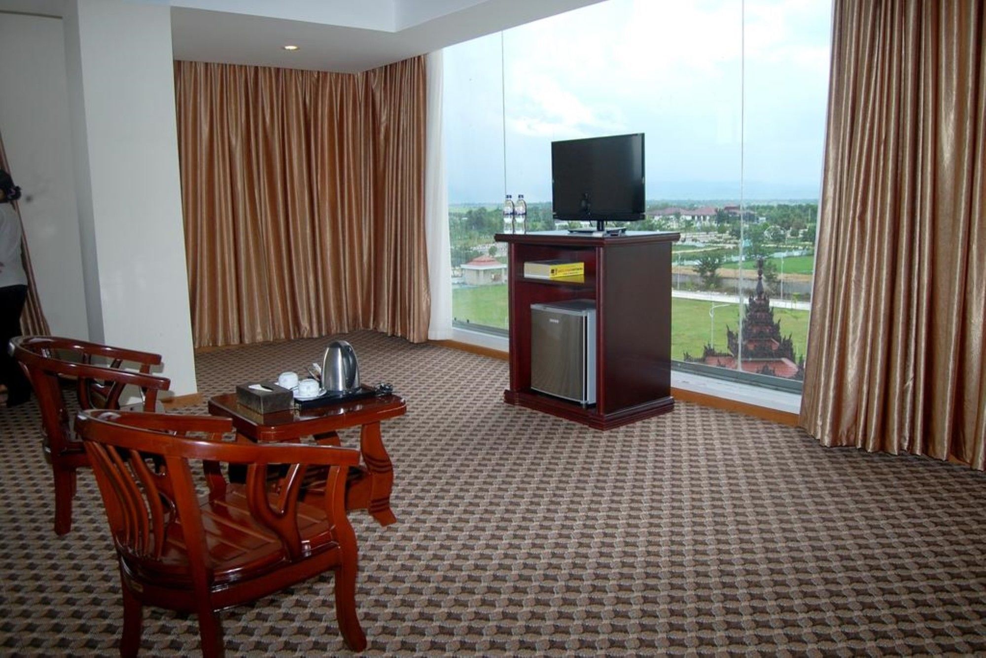 Man Myanmar Hotel Naypyidaw Exteriör bild